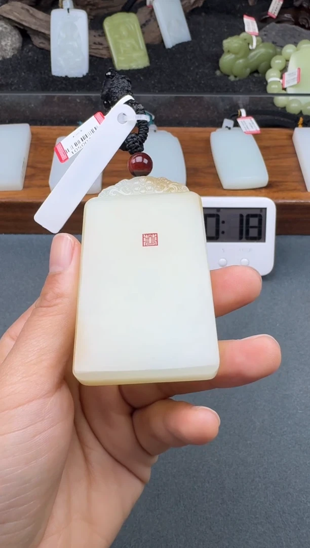 颈饰未镶嵌和田玉2