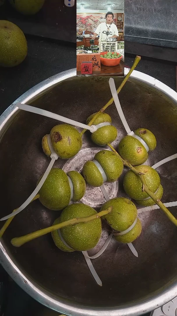 文玩核桃把件青皮 葫芦8个（售出不退不换）