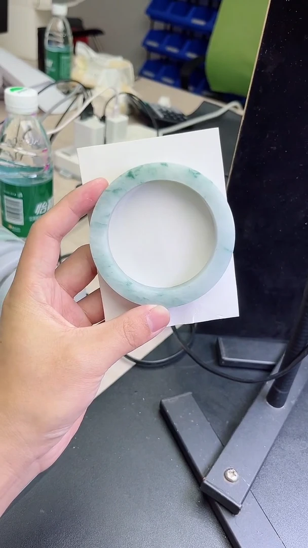 未镶嵌手镯定制翡翠仅****已定制