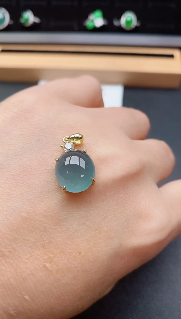 吊坠(赠链)银S925镶嵌翡翠50