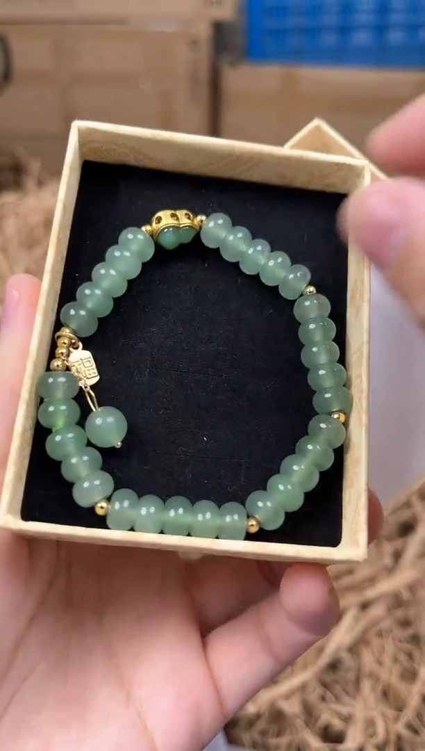 未镶嵌手镯石英质玉编码S0012