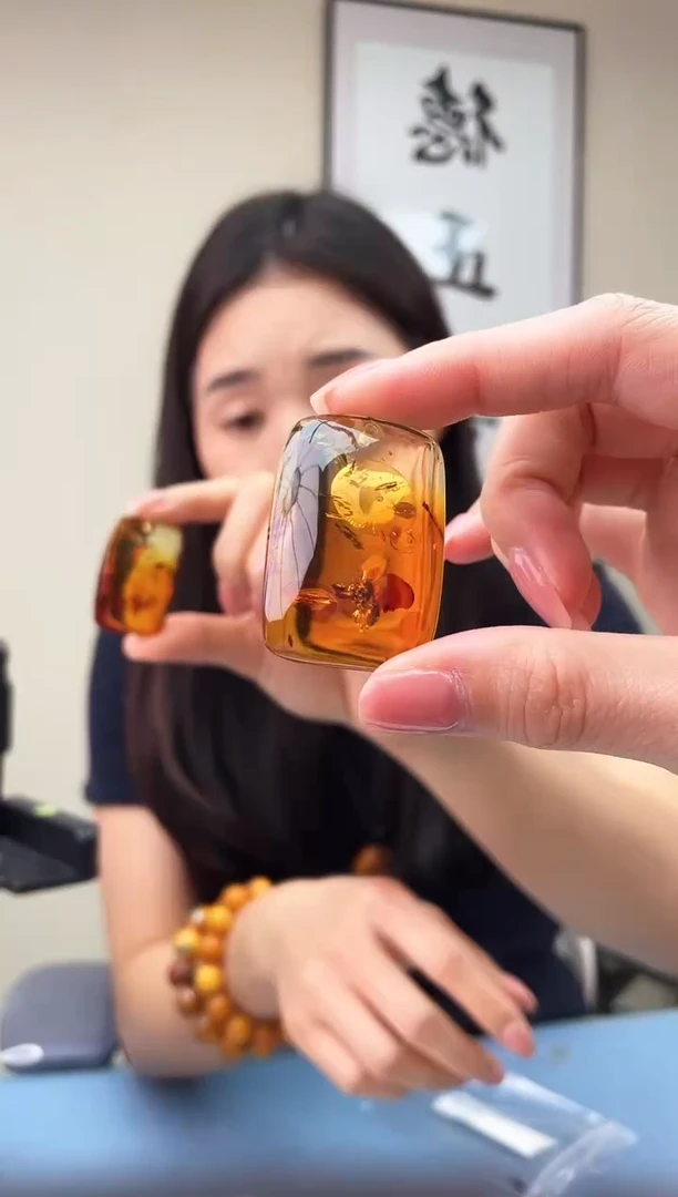 琥珀未镶嵌珠宝奇石T0假一罚十多样性发其一