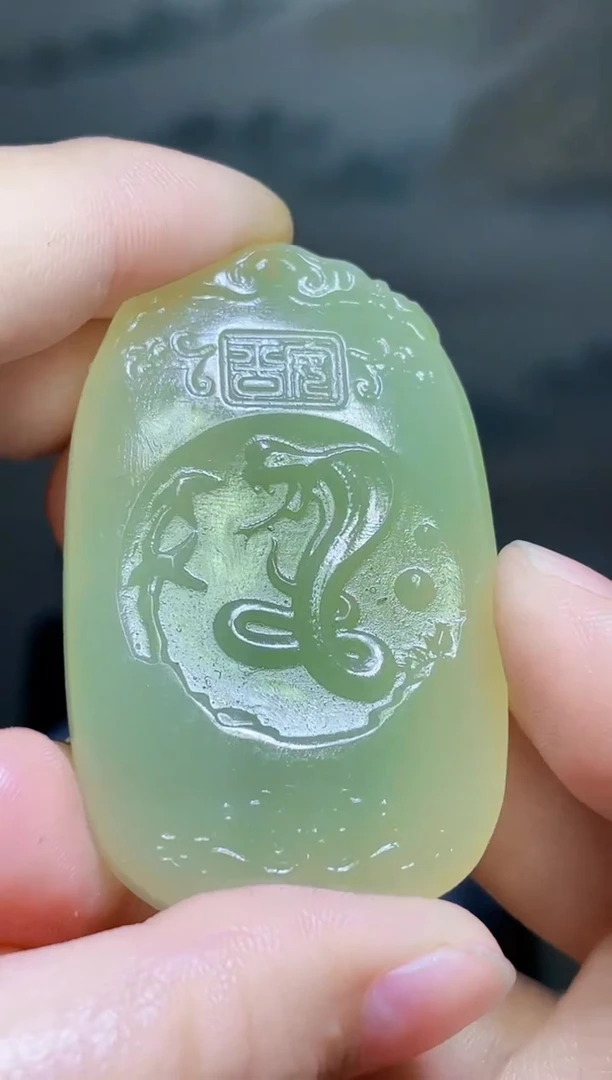 颈饰未镶嵌和田玉1