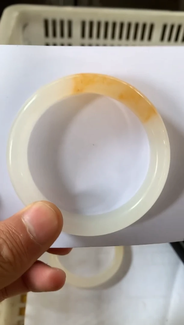 【闪购商品】石英质玉手镯未镶嵌21