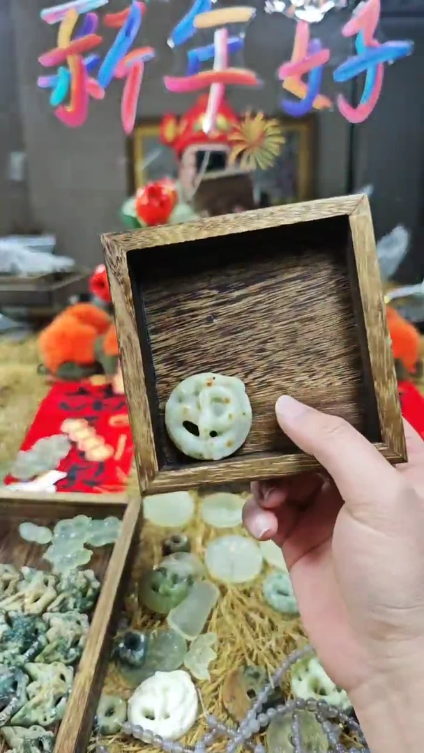 【闪购商品】蛇纹石玉颈饰合金吊坠33