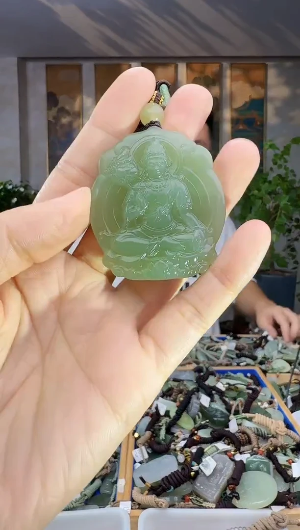 未镶嵌和田玉挂件拍一发一