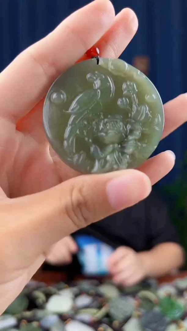 未镶嵌和田玉挂件拍一发一