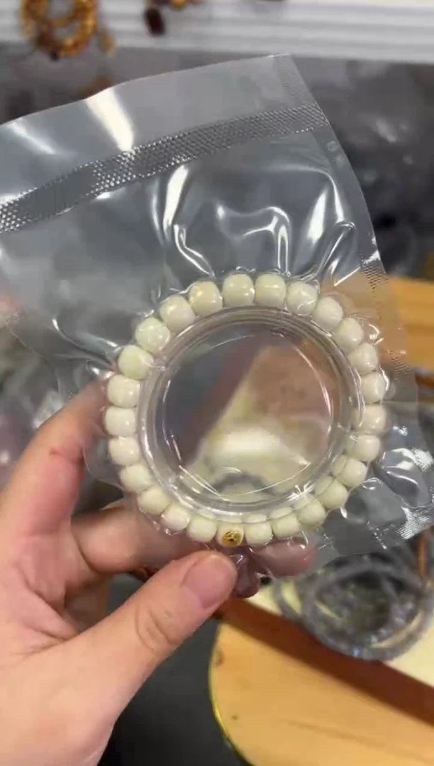 【闪购商品】白玉菩提手串南椰子白菩提桶珠手链[0891]