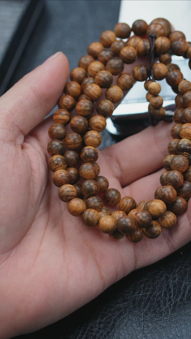 【闪购商品】沉香手串泰国登流眉0.8多圈28g+