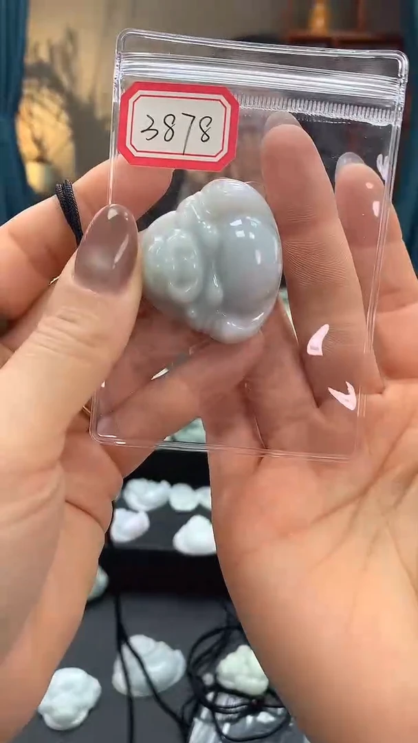 颈饰未镶嵌翡翠佛公3878