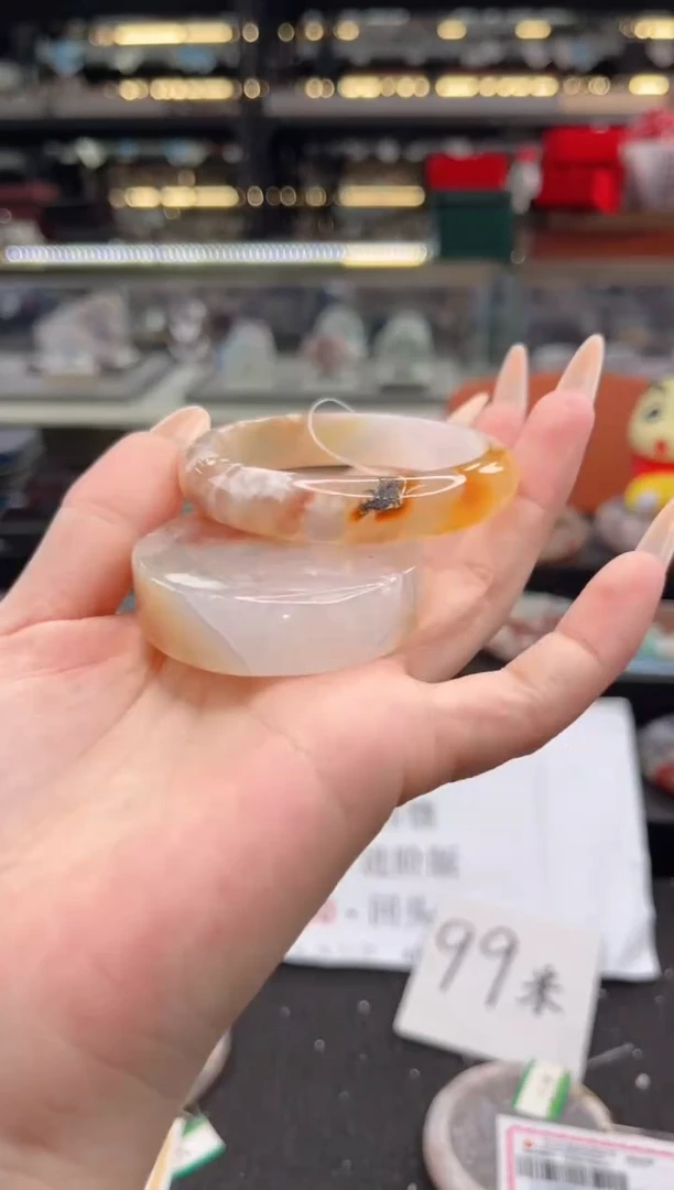 石英质玉手镯未镶嵌51圈口（不退不换）1688815