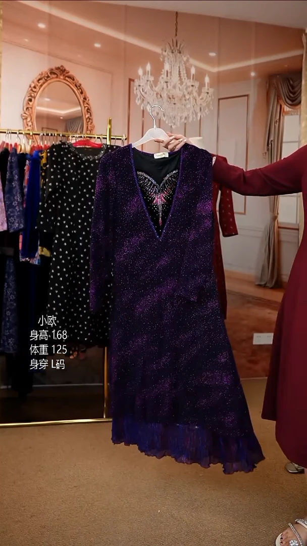 挂脖款125斤以内能穿    XL