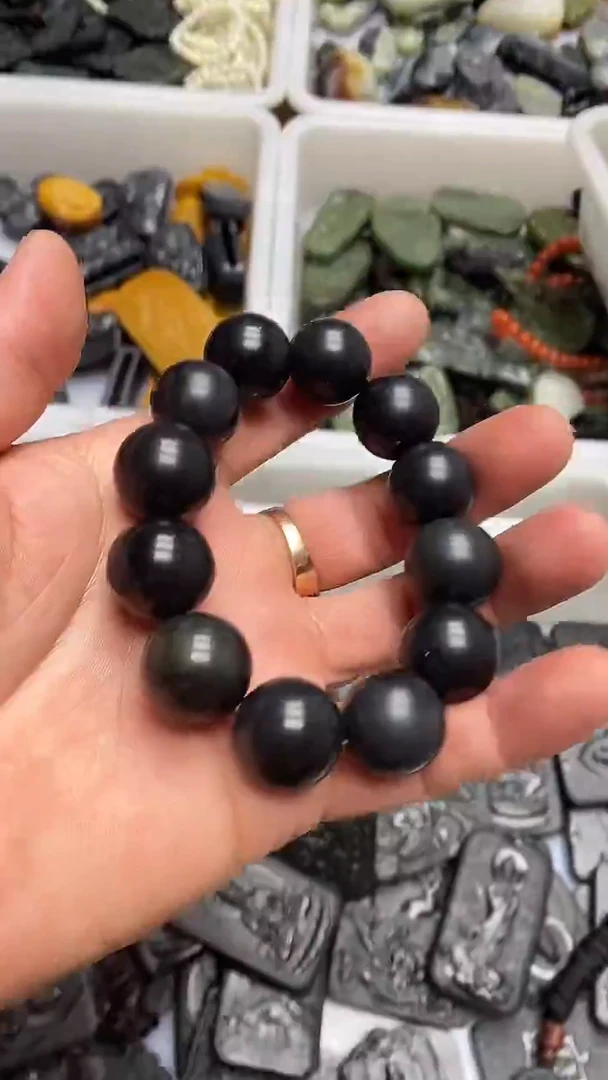 吊坠(不含链)未镶嵌和田玉1