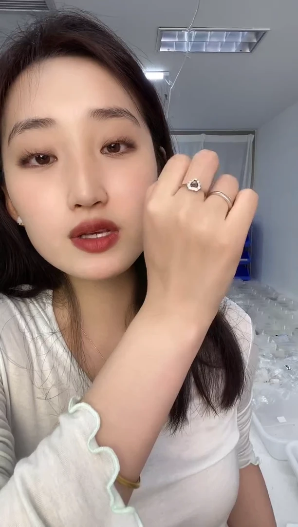 水晶戒指未镶嵌天然珠宝多样性发其一