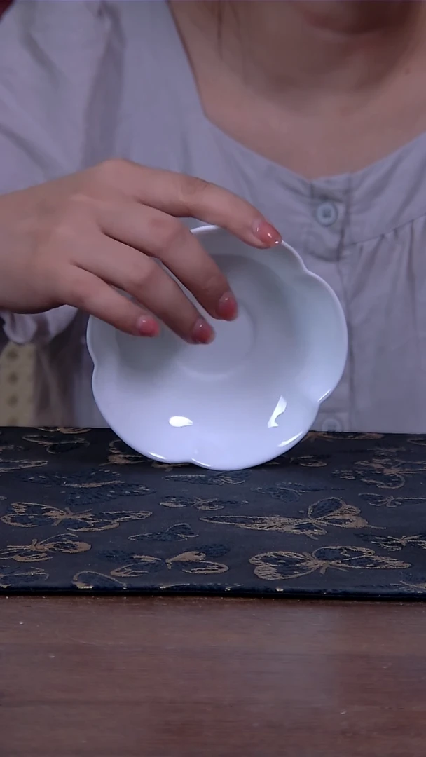 瓷片3720361529527370071