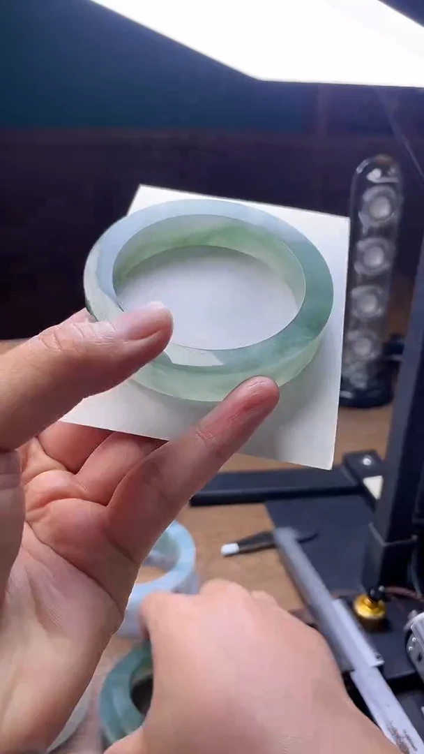 未镶嵌手镯定制翡翠阿*橙定制