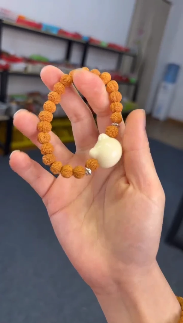 吊坠菩提根/象牙果 金刚猫头