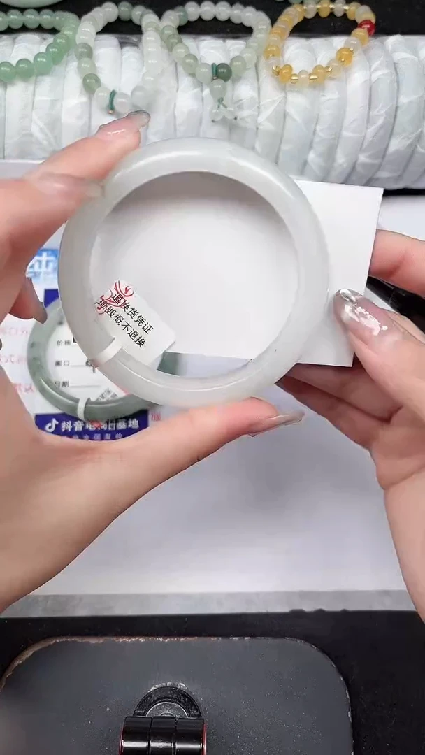 未镶嵌手镯石英质玉276-60/61