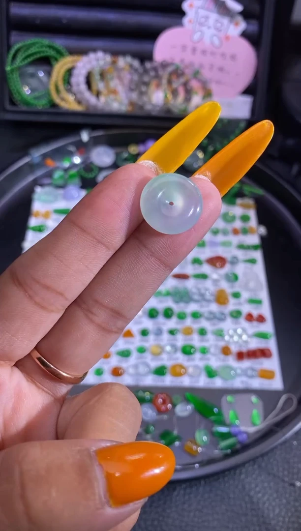 未镶嵌挂件翡翠扣子