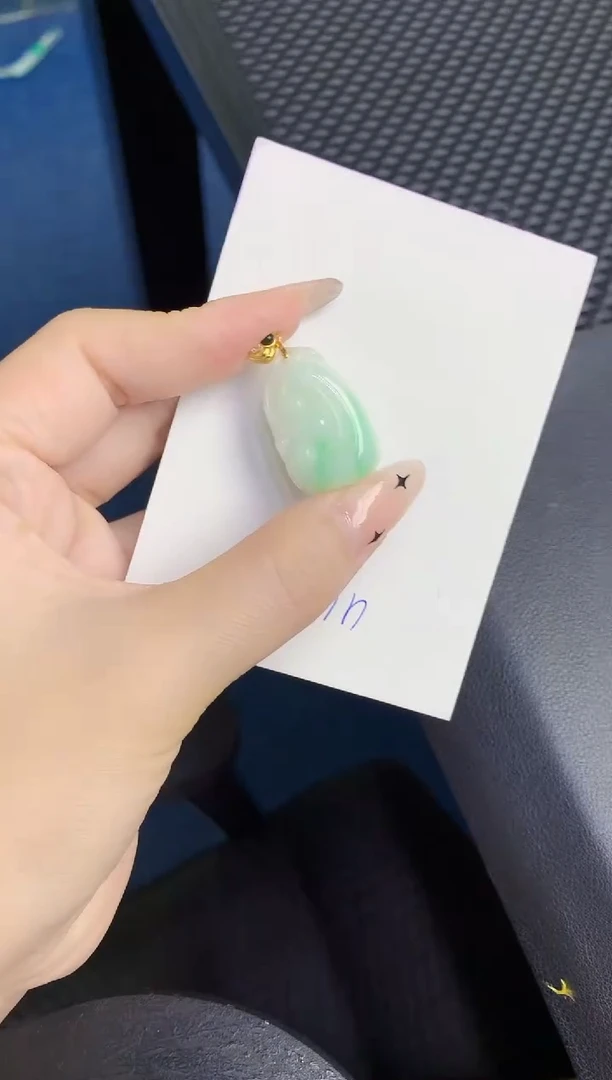 颈饰未镶嵌翡翠缅甸天然翡翠A货