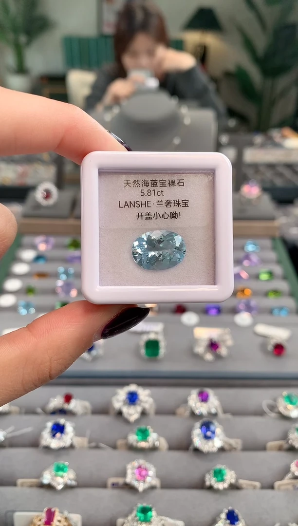 【闪购商品】海蓝宝石裸石未镶嵌5.81ct