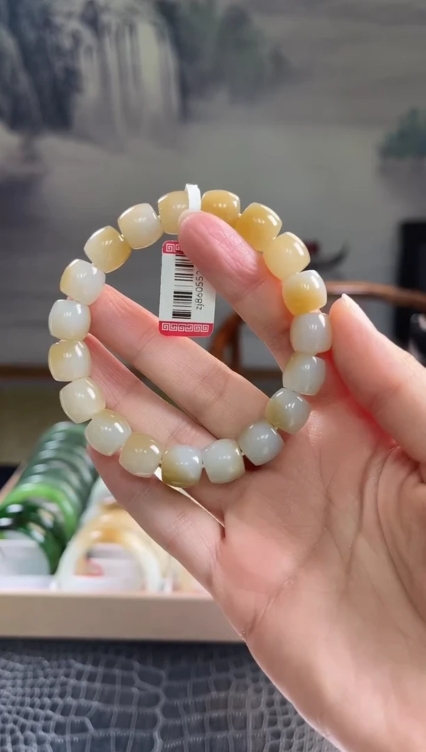 未镶嵌手镯和田玉手串仅一条