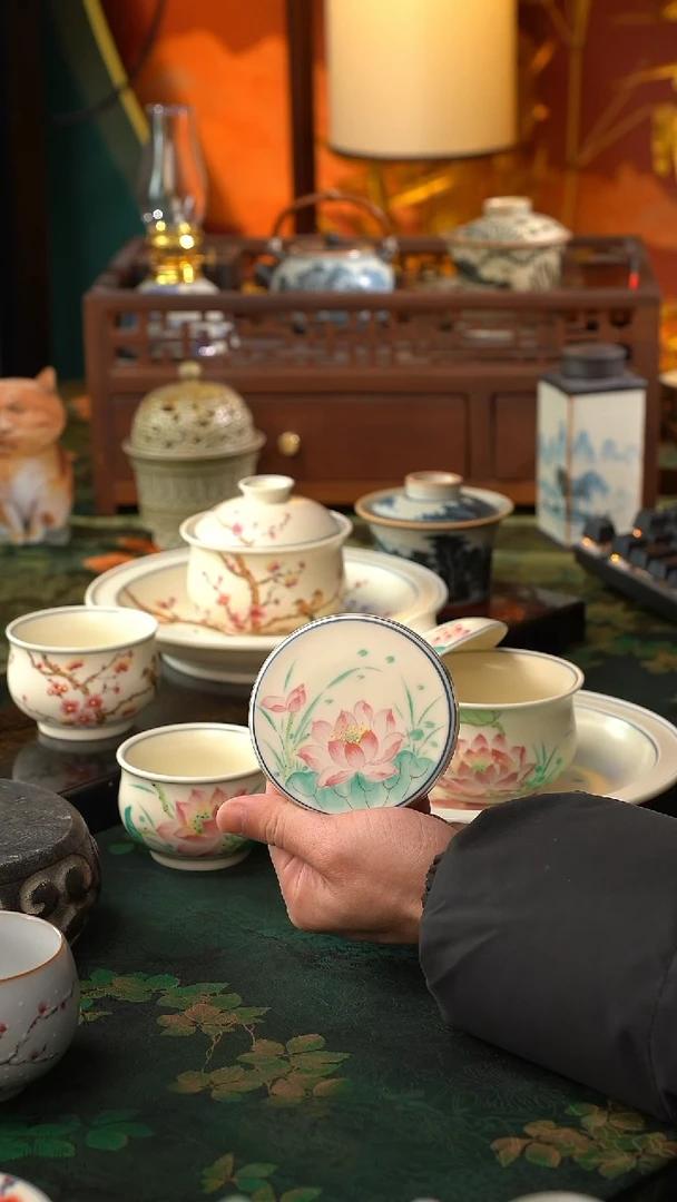 【闪购商品】瓷片虹缘美器分享@@荷花盖置