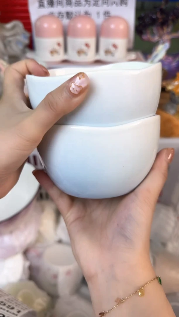 瓷片K****i581默认微瑕15包邮库存1件