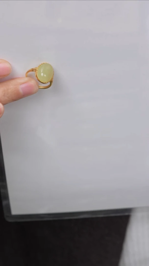 【闪购商品】和田玉戒指银S925镀金镶嵌黄小蛋面戒指