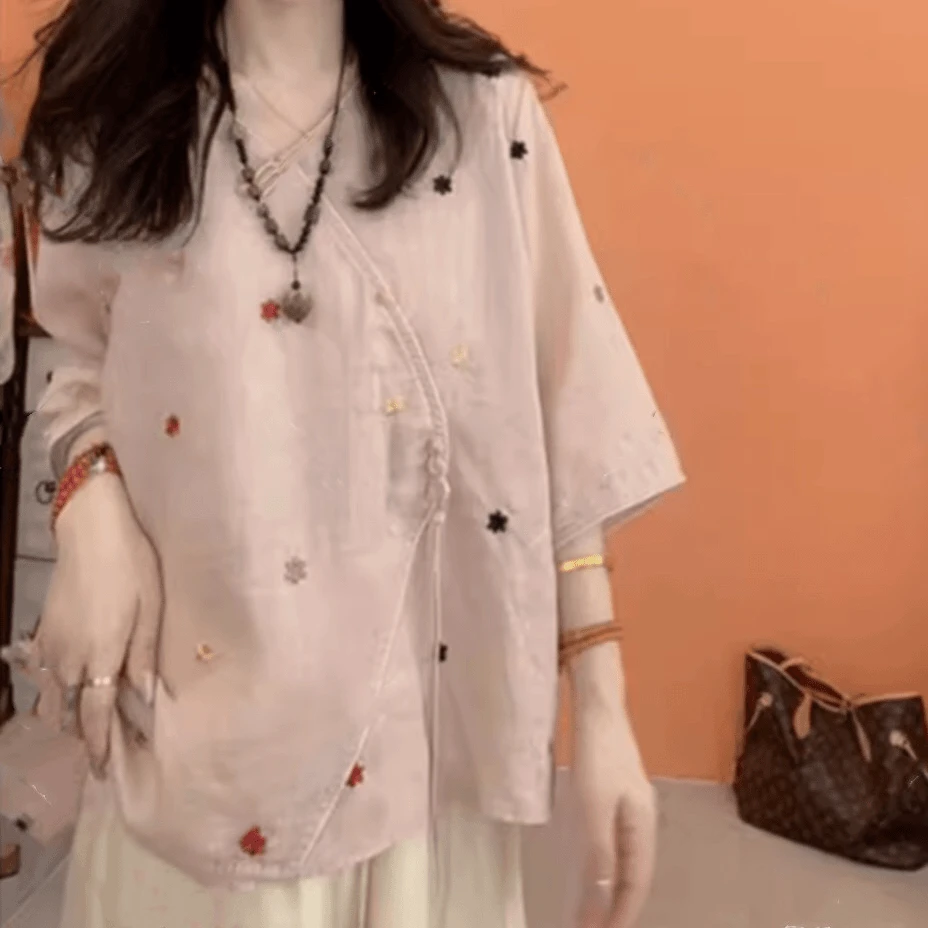 夏季刺绣斜襟系带宽松衬衫女新款减龄时尚百搭国风中式短袖薄上衣