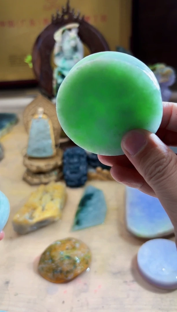 翡翠挂件未镶嵌A货张麦2575多样性