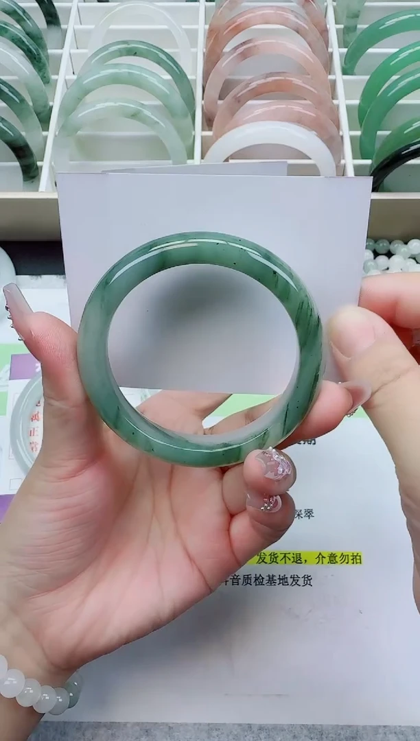 【闪购商品】石英质玉手镯未镶嵌217/55.9圈