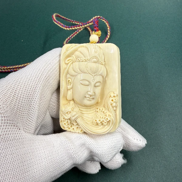 E6523天然猛犸牙雕刻牌 支持鉴定 假一罚四