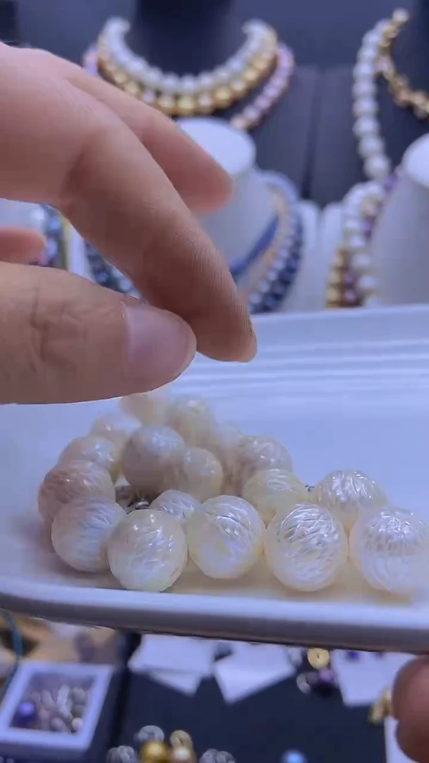 淡水珍珠未镶嵌颈饰1