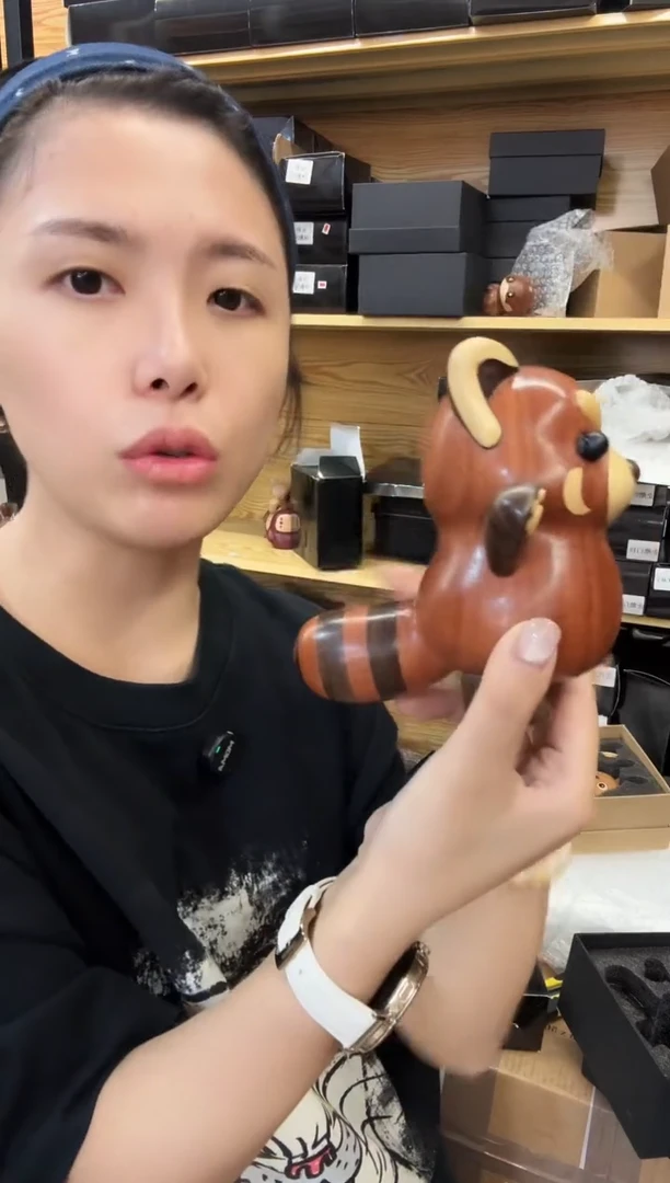 木瑕疵小熊猫摆件