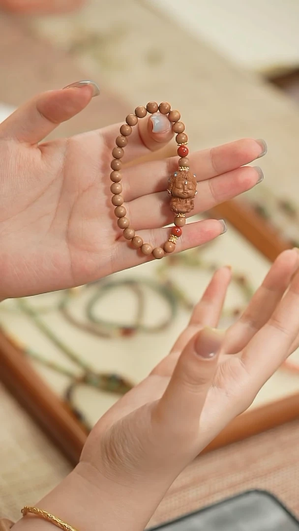 檀香木手串/手链孤品！老山檀 度母手串