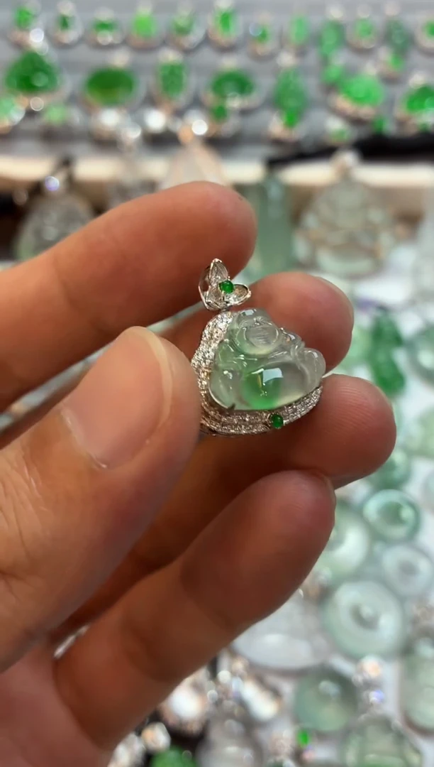 吊坠(不含链)18K金镶嵌翡翠佛公