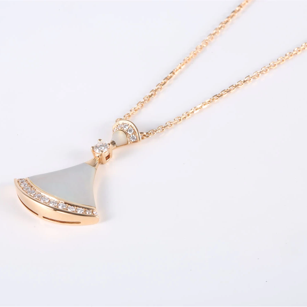 99新 BVLGARI/宝格丽 小花6珊 DIVAS裙摆扇子白贝母 项链 玫瑰金