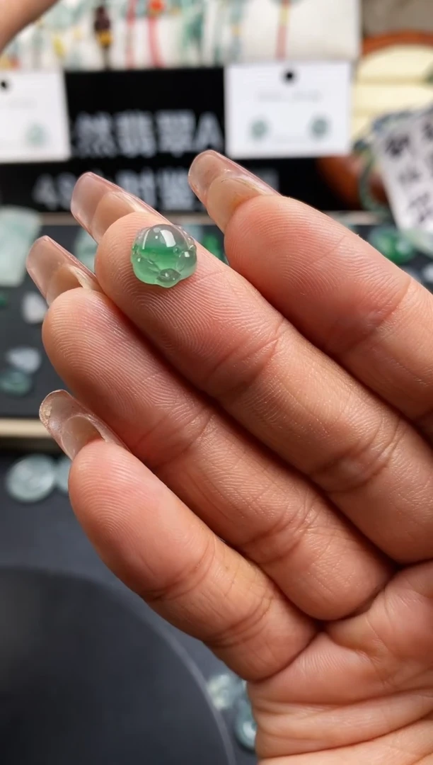 翡翠裸石螃蟹400买断 定向 小宝宝