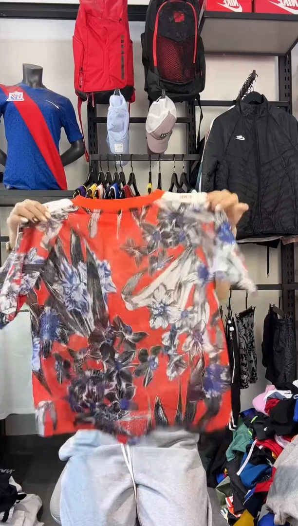 103   ·编码 瑕疵款直播间过款为准 尺码·S