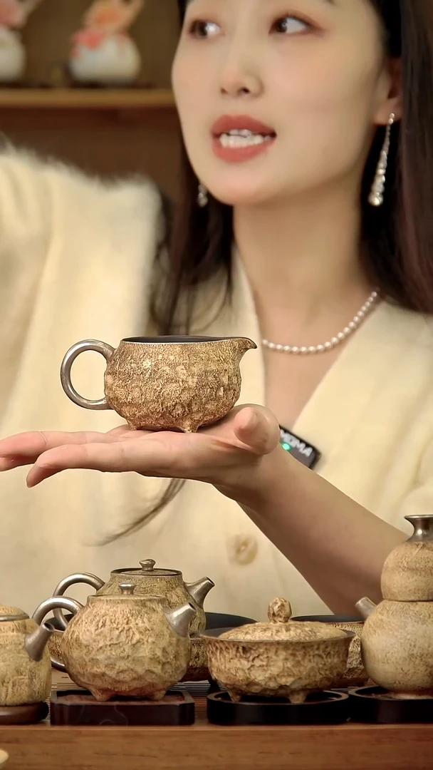 言野手作 粉引仿古三足公道杯