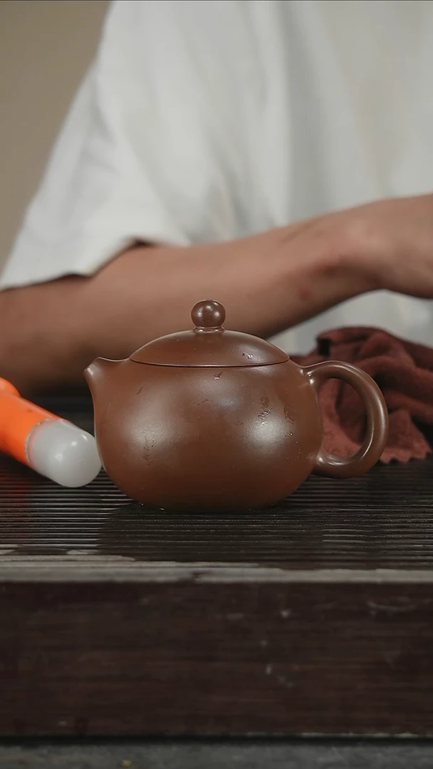 茶壶紫砂正高，带证300CC165号