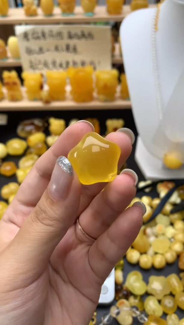 琥珀未镶嵌珠宝奇石150琥珀蜜蜡微瑕