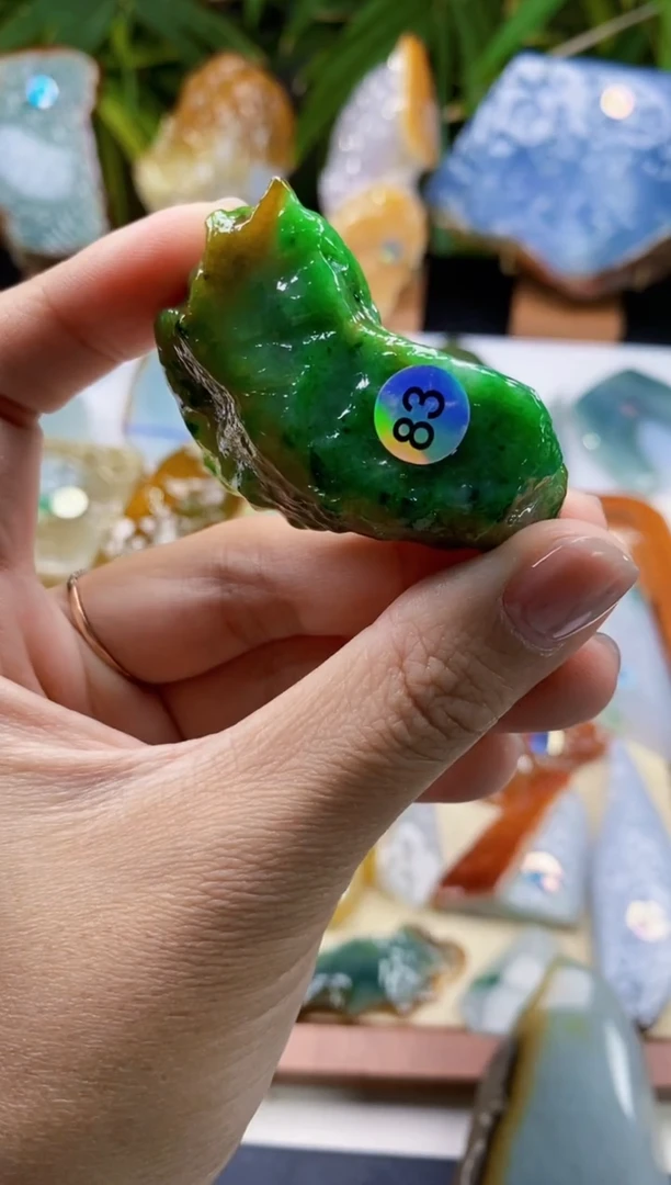 定制翡翠未镶嵌翡翠