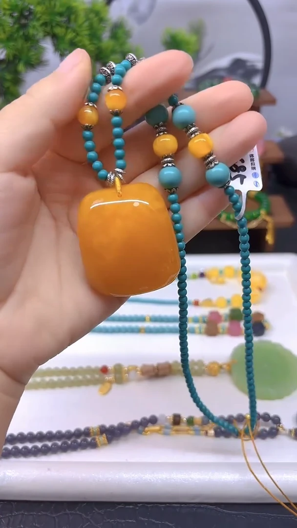 未镶嵌颈饰蜜蜡M685