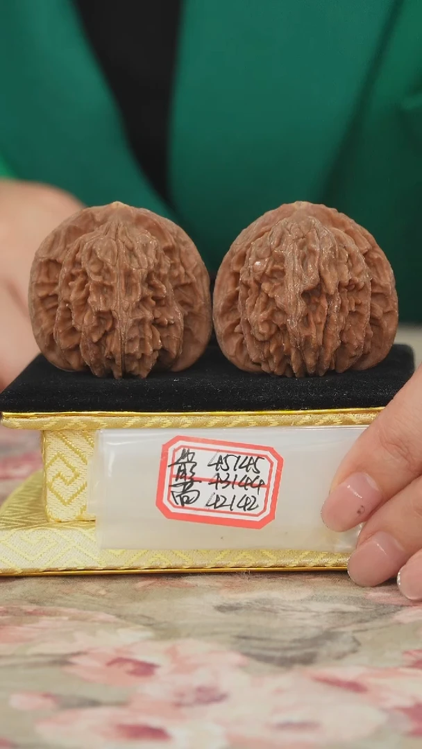 把件文玩核桃平谷四座楼
