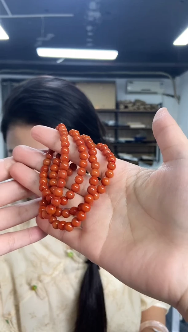 南红玛瑙手串未镶嵌多样性发其一颜色微差