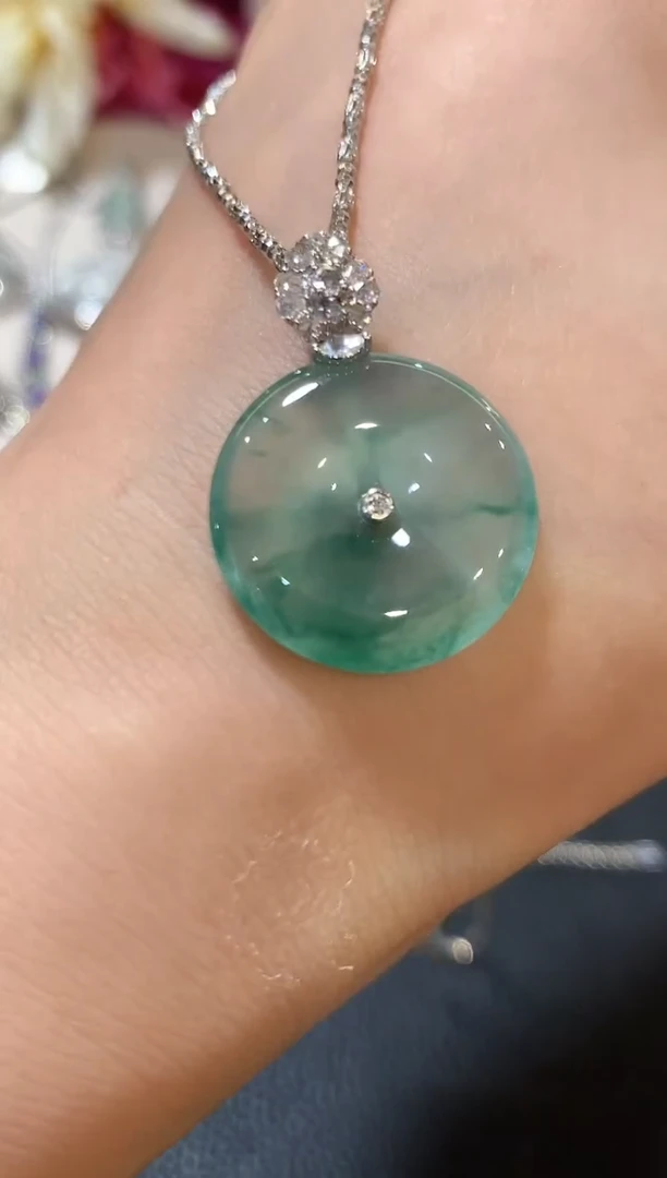 吊坠(不含链)18K金镶嵌翡翠z121