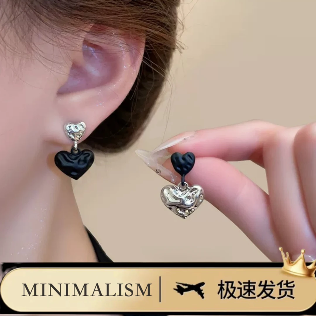铜合金耳饰 925银针「爱是昼夜交替」高级感不对称爱心耳饰S-159