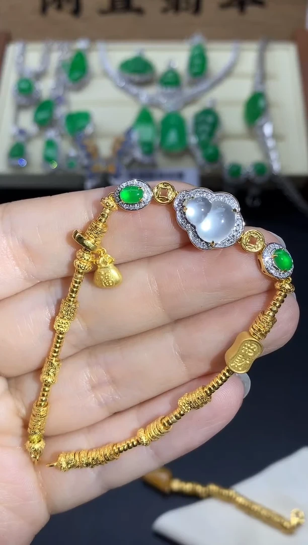 18K金镶嵌手链翡翠622-中国好珍宝